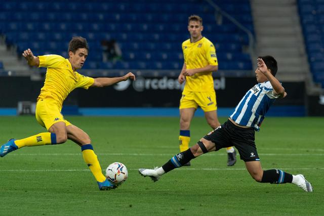 文班5投1中仅得6分马刺负雷霆 开拓者险胜快船