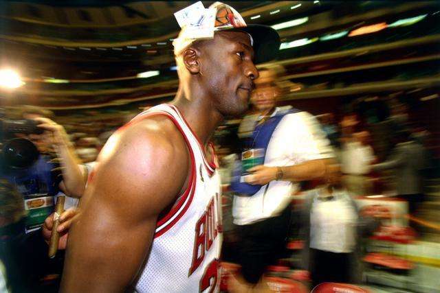 欧冠-迪亚斯戴帽萨拉赫助攻 利物浦4-0勒沃库森